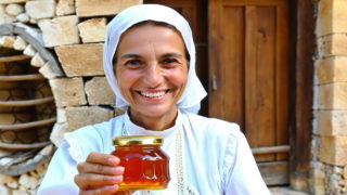 リトアニアの名産【ミドゥス】人類最古は蜂蜜酒？